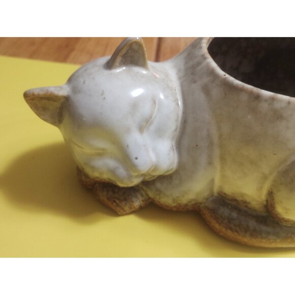 Large Stoneware Cat Planter David Stewart 10.5 x 7 x 5" - Picture 7 of 8